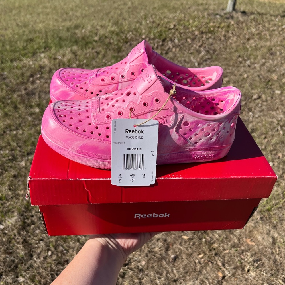 NWT Reebok Classic Mold Kids Little Girl Slip On Shoes Size 2 in Pink - Picture 5 of 11
